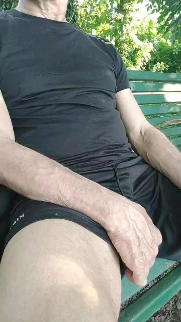 zackder on Cam4 