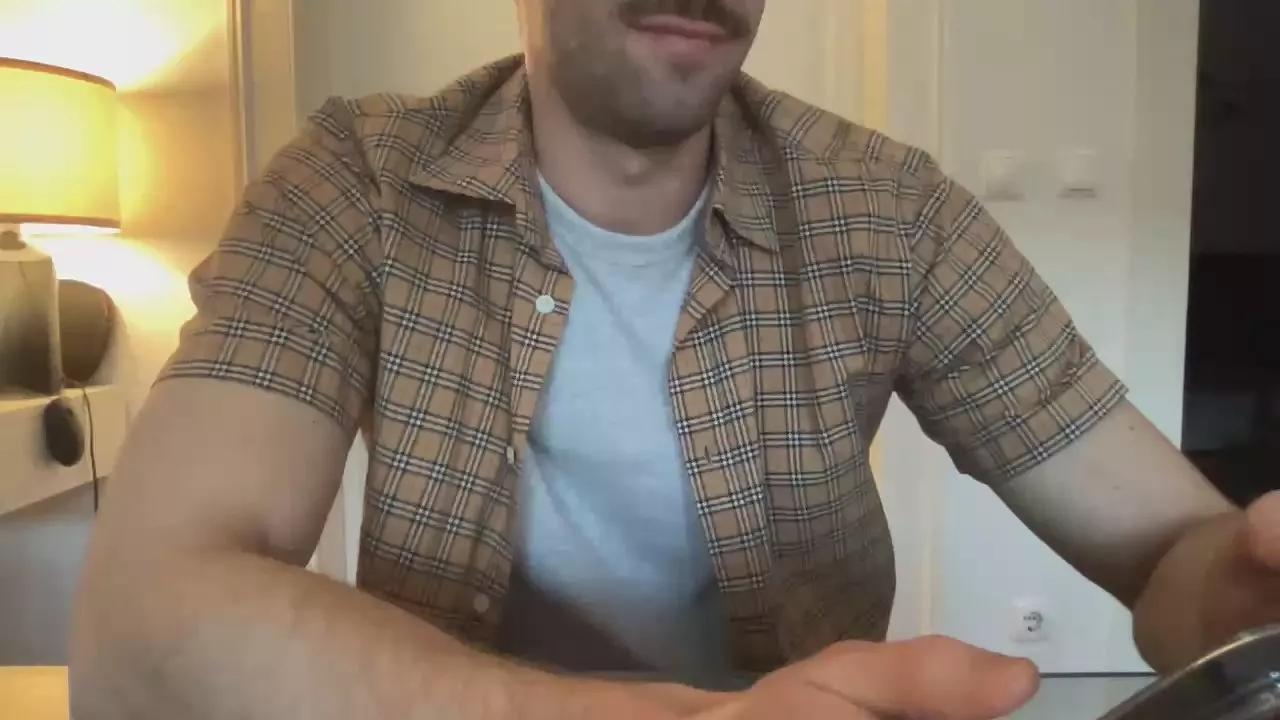 zaouai on Cam4 