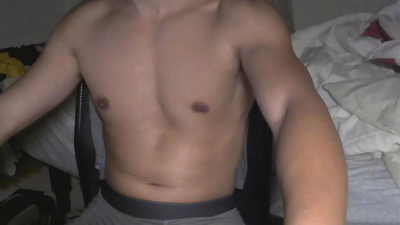 zxcvbnm74383 on Cam4 