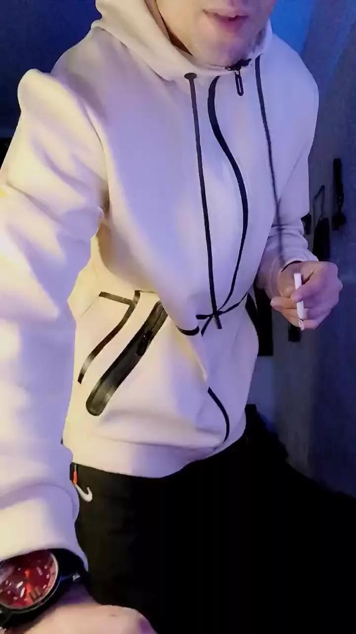 Zyonprive on Cam4 