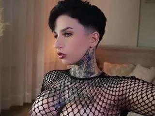 alicee-love on CamSoda 