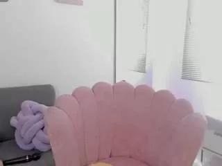 missvaleriewatts on CamSoda 