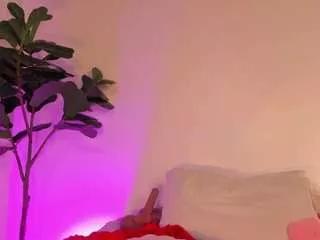 nicoleriveraa on CamSoda 