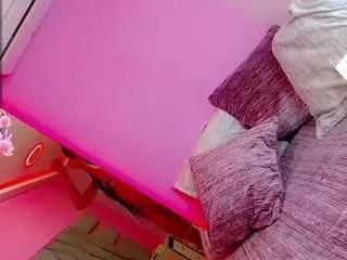 sabrinasandoval on CamSoda 