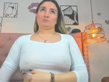 _antonella_11 on Chaturbate