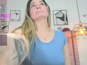 _antonella_11 on Chaturbate
