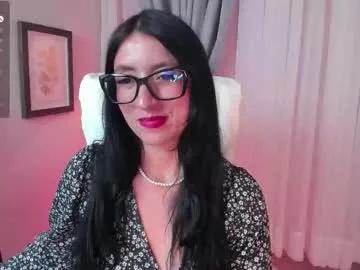 _kiramoon__ on Chaturbate