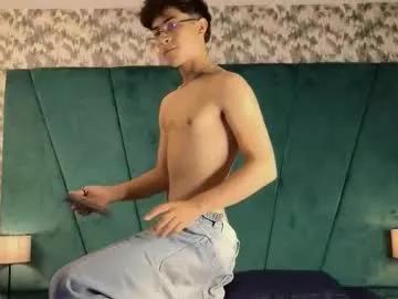 aaron_eze on Chaturbate