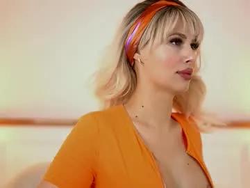 adelineking on Chaturbate