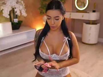 aishaadevoe on Chaturbate