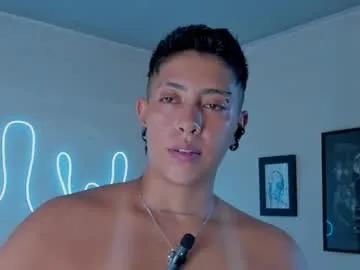aleja1214 from Chaturbate