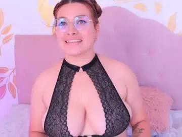 alix_bay on Chaturbate