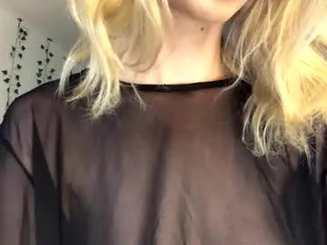 allyoursss1212 on Chaturbate 