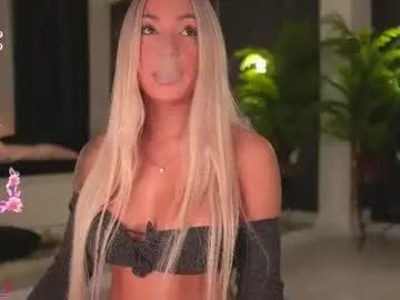 amunajaxson on Chaturbate