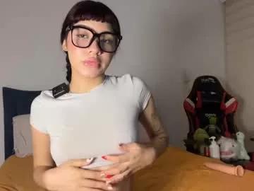 angelinhaa on Chaturbate 
