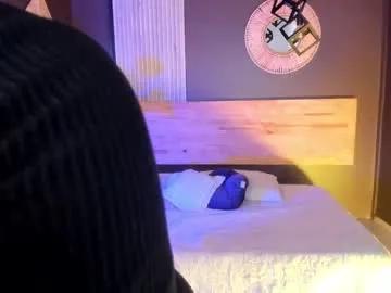 annaa_rose on Chaturbate