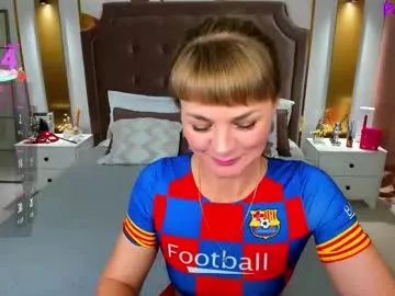 annasimonsj on Chaturbate 