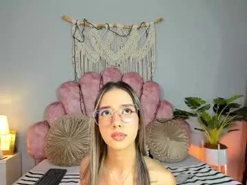 artbelia on Chaturbate
