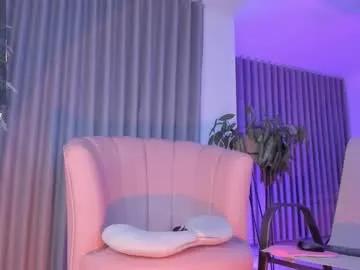 ashlye_stone on Chaturbate