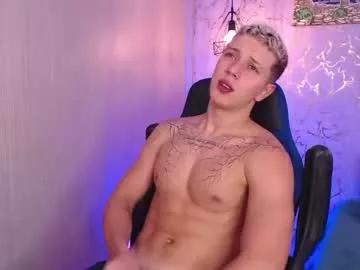 astonhills on Chaturbate 
