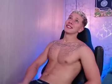 astonhills on Chaturbate 