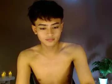 athisamoore on Chaturbate 