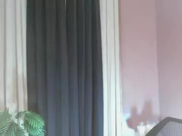 athisamoore on Chaturbate 