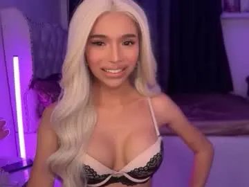 babysabrinaxx from Chaturbate