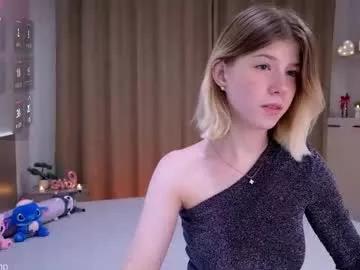 bella_amoury on Chaturbate