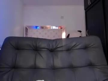 bella_hamilton on Chaturbate