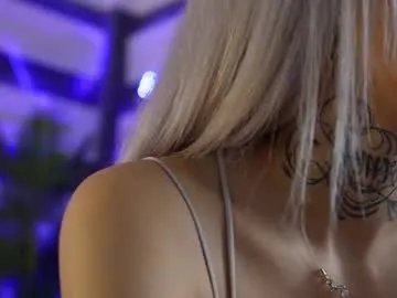 blondie_muller on Chaturbate