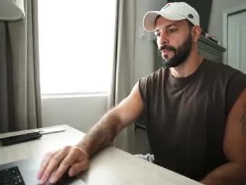 brucestryker on Chaturbate