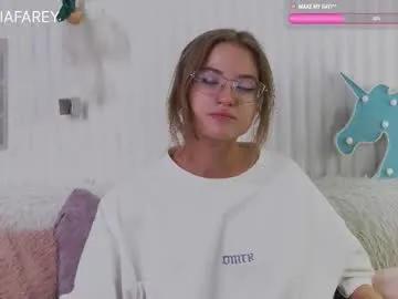calvia_farey on Chaturbate