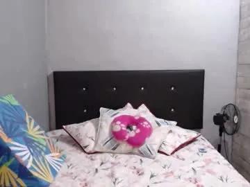 caro_milf_ on Chaturbate