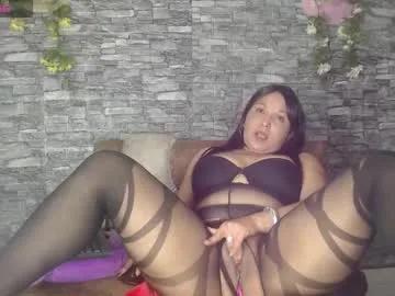 carolinajamess on Chaturbate