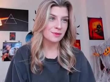 cassieholland from Chaturbate