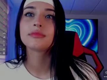 charlotte_greys on Chaturbate