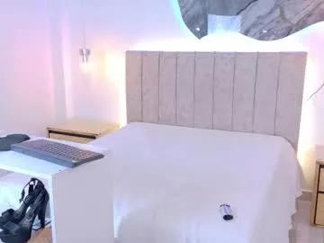 cherryyblossm on Chaturbate