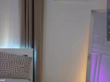 chloecoral on Chaturbate