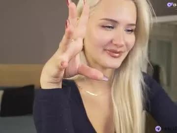 chloecoral on Chaturbate