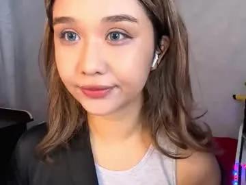 clary_cloud on Chaturbate