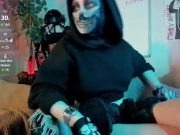 cos_operator on Chaturbate