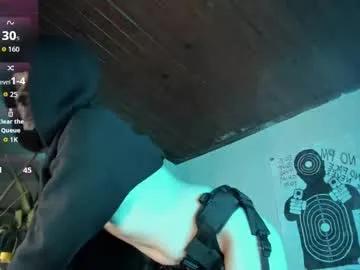 cos_operator on Chaturbate