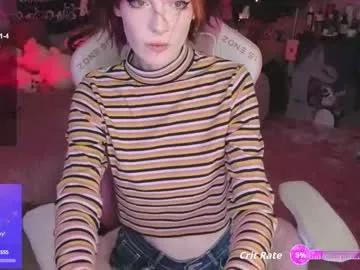 crackling_tati on Chaturbate