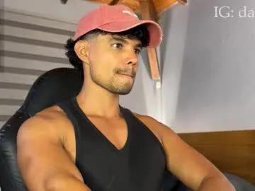 daniel0910s on Chaturbate