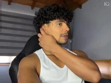 daniel0910s on Chaturbate