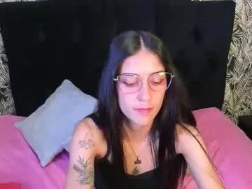 danielamonroe — Away on Chaturbate