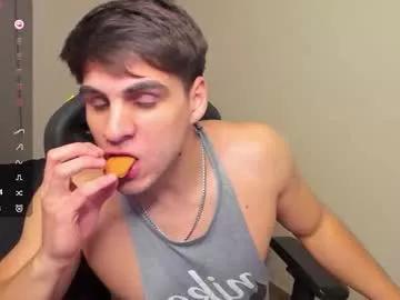 derekcb on Chaturbate 