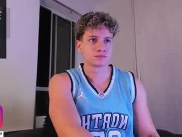 derekolsen_ on Chaturbate