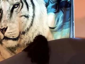 dove_love22 on Chaturbate